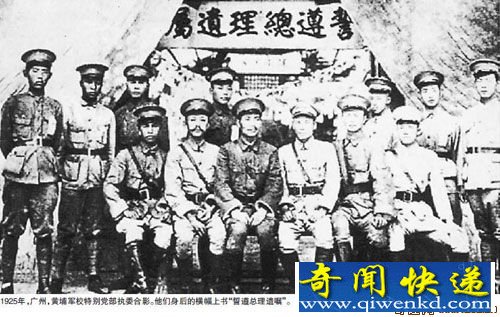 [多图]揭秘现代女兵的诞生历程