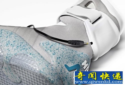 صδ NIKE MAG 1500˫