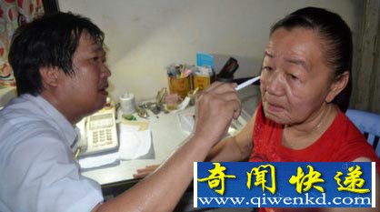 23岁阮女士患奇异怪病 3年皮肤衰老成90岁老太