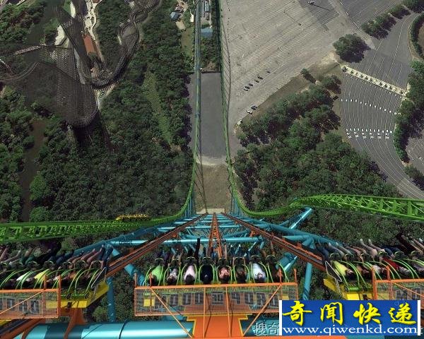  ȫ¥ Six Flags Zumanjaro: Drop of Doom