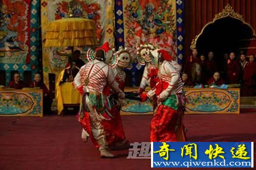 探秘老北京雍和宫的“打鬼”习俗