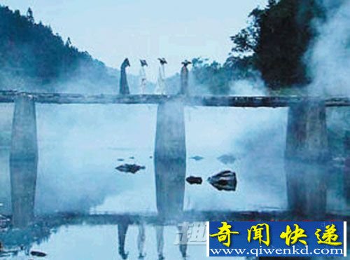 探秘湘西赶尸:赶尸匠手摇铜铃开路