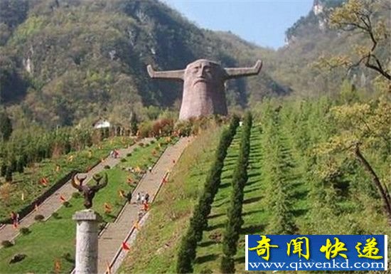 中国十大神秘之地 沙漠惊现魔鬼城
