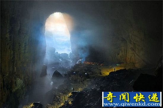 男子无意中发现一个洞穴 竟然发现了惊天秘密!