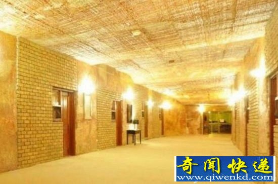 男子探险发现诡异洞穴 下面一幕让他终身难忘?