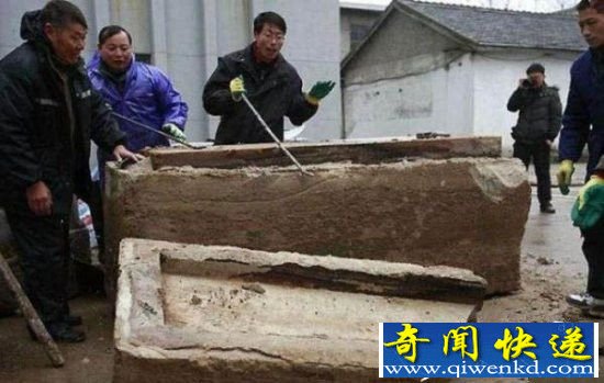男子工地挖出巨型棺材 打开后被震惊了!