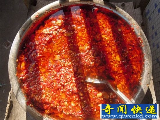 四川辣酱美国爆红 老外究竟多羡慕中国小吃?