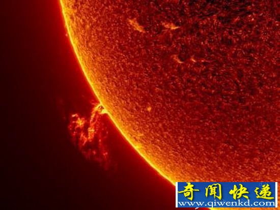英国摄影师自建天文台 拍摄太阳壮观美景