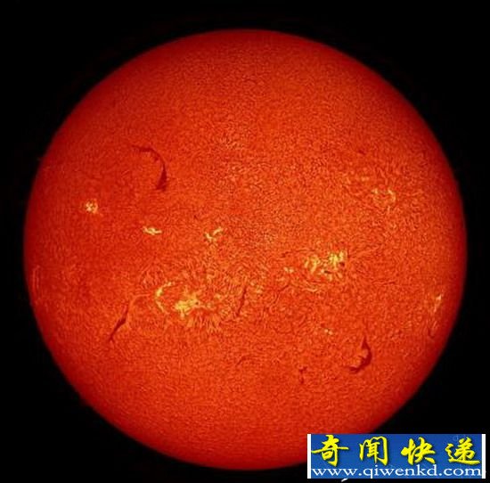 英国摄影师自建天文台 拍摄太阳壮观美景