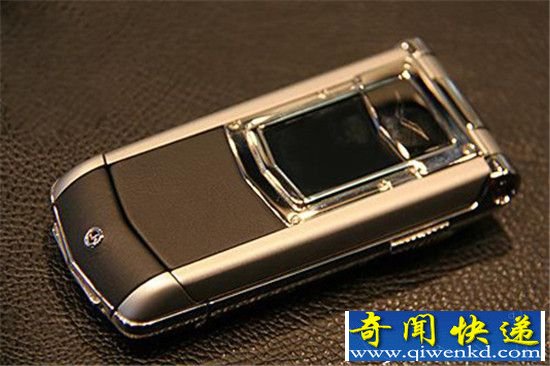 奢侈品手机VERTU出廉价品 Aster新品售价4200