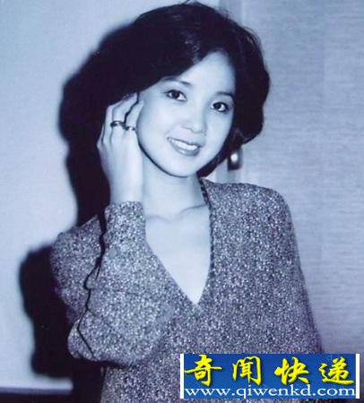 邓丽君
