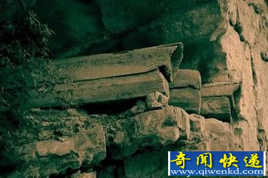 揭秘三峡悬棺千古之谜