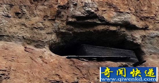 揭秘三峡悬棺千古之谜