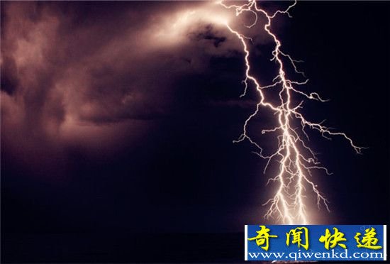 未解之谜:黑色闪电的毁灭性爆炸