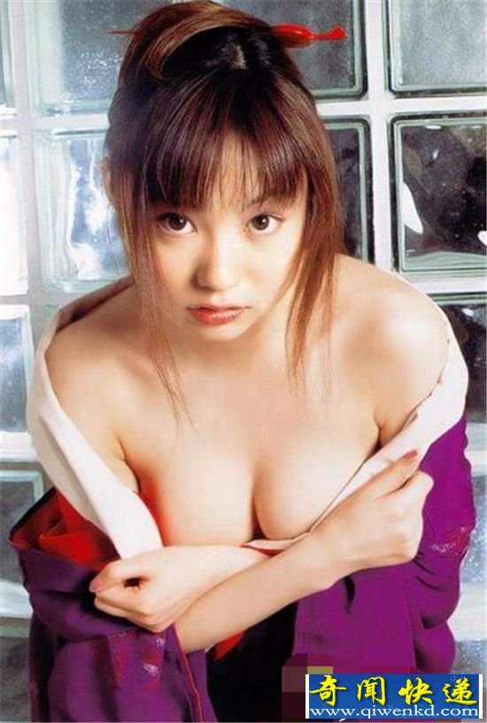 日本女性和服下竟然是这个 看背包判断是不是处女