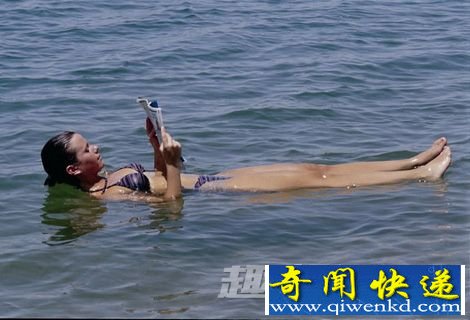 女子水中永世不沉 难道是水神转世?