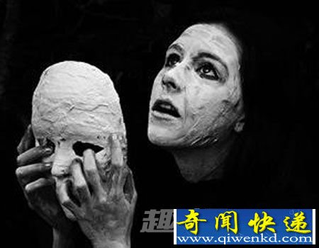 诡异