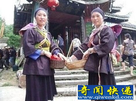 一对双胞胎