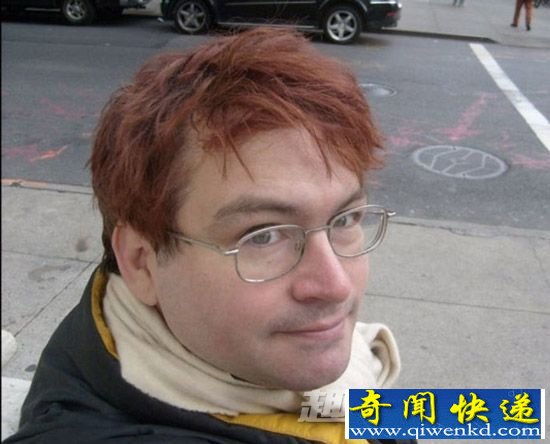 美国男子下体尺寸过大,登机屡遭搜身