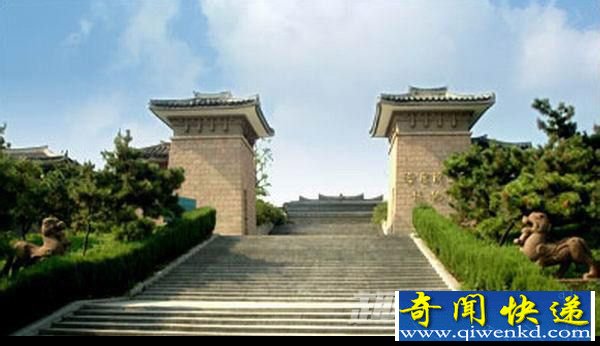 螺丝结顶和无灯巷