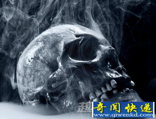 诡异