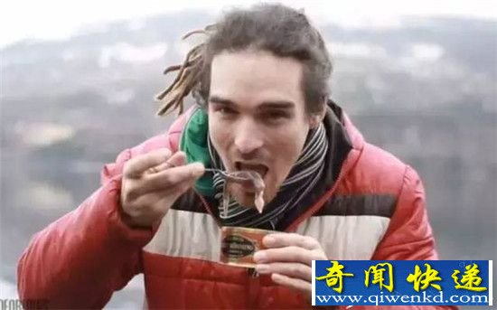鲱鱼罐头生化武器 味道太臭惊动政府!