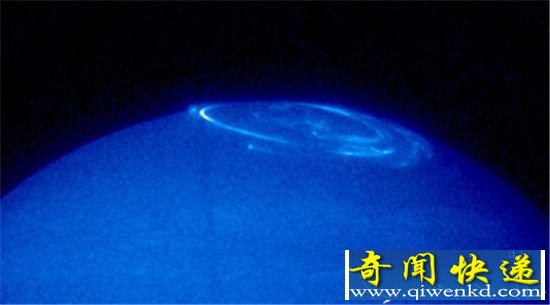 美丽的木星极光 比地球极光范围大