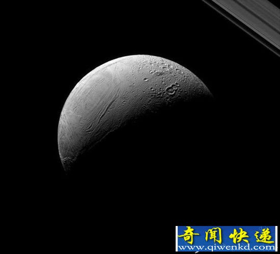 NASA最美太空照:卡西尼拍摄土卫二高清照