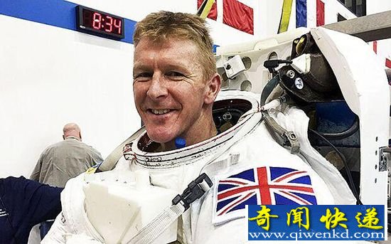 蒂姆-皮克成首位造访ISS的英国宇航员