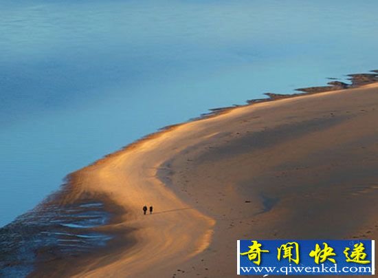 组图:英国摄影大赛遴选最美海岸风光照