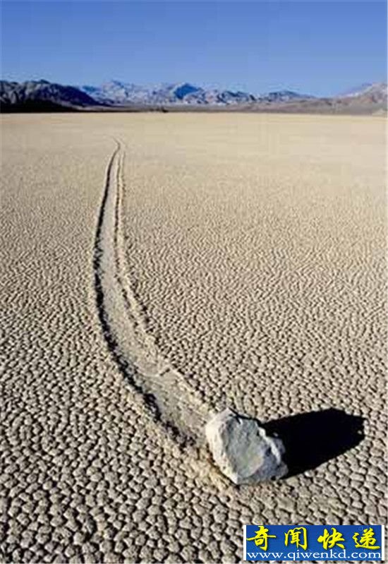 死亡谷神秘移动怪石揭秘:是外星生物?