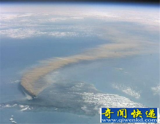 外太空看地球的八大自然灾难!