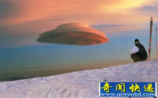 全球奇幻云景大盘点:荚状云酷似外星飞碟