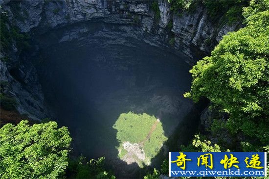 喀斯特地貌!喀斯特天坑一个拥有独立生态系统的天坑