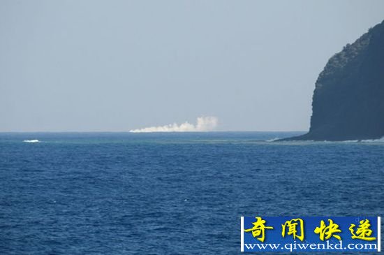 海面上升起的烟雾 海面上升起的烟雾