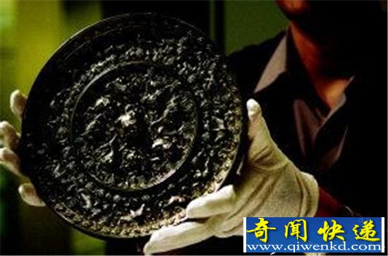西汉千年魔镜举世罕见 古人拥有超自然能力
