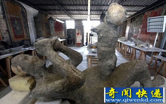 庞贝末日遇难者遗骸被复原 遇难者惊恐表情震撼世人