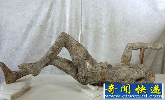 庞贝末日遇难者遗骸被复原 遇难者惊恐表情震撼世人