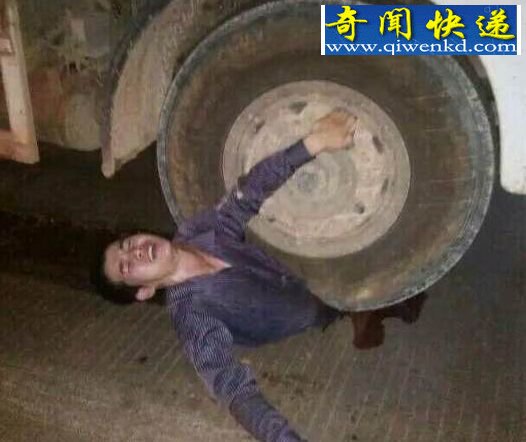 实拍车祸图片大全,各种血腥凄惨的车祸图片