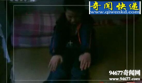 重庆僵尸男孩,发病时虚吸食人血(患有癔症)