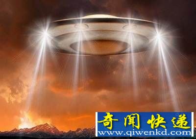 月球上空惊现神秘飞行物 UFO的可能性很大