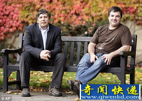 2004年,安德鲁-盖姆教授(左)和康斯坦丁-诺沃肖罗夫教授首次分离出石墨烯。2010年,他们双双获得诺贝尔物理学奖 (图)英国研发超坚固材料石墨烯:硬超钻石软如橡胶