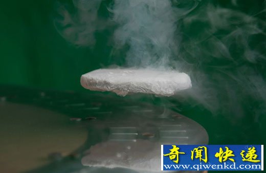 (图)科学家研制出量子漂浮术 有望打造出漂浮车辆