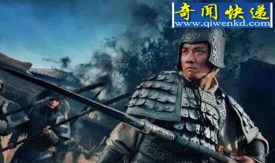 赵云的武器是什么,龙胆亮银枪/青釭剑