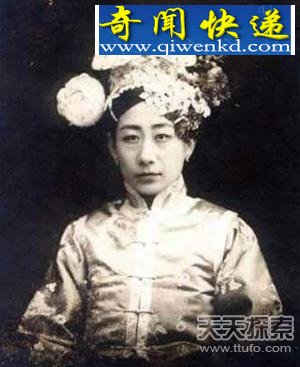 清朝清纯格格后妃私房照